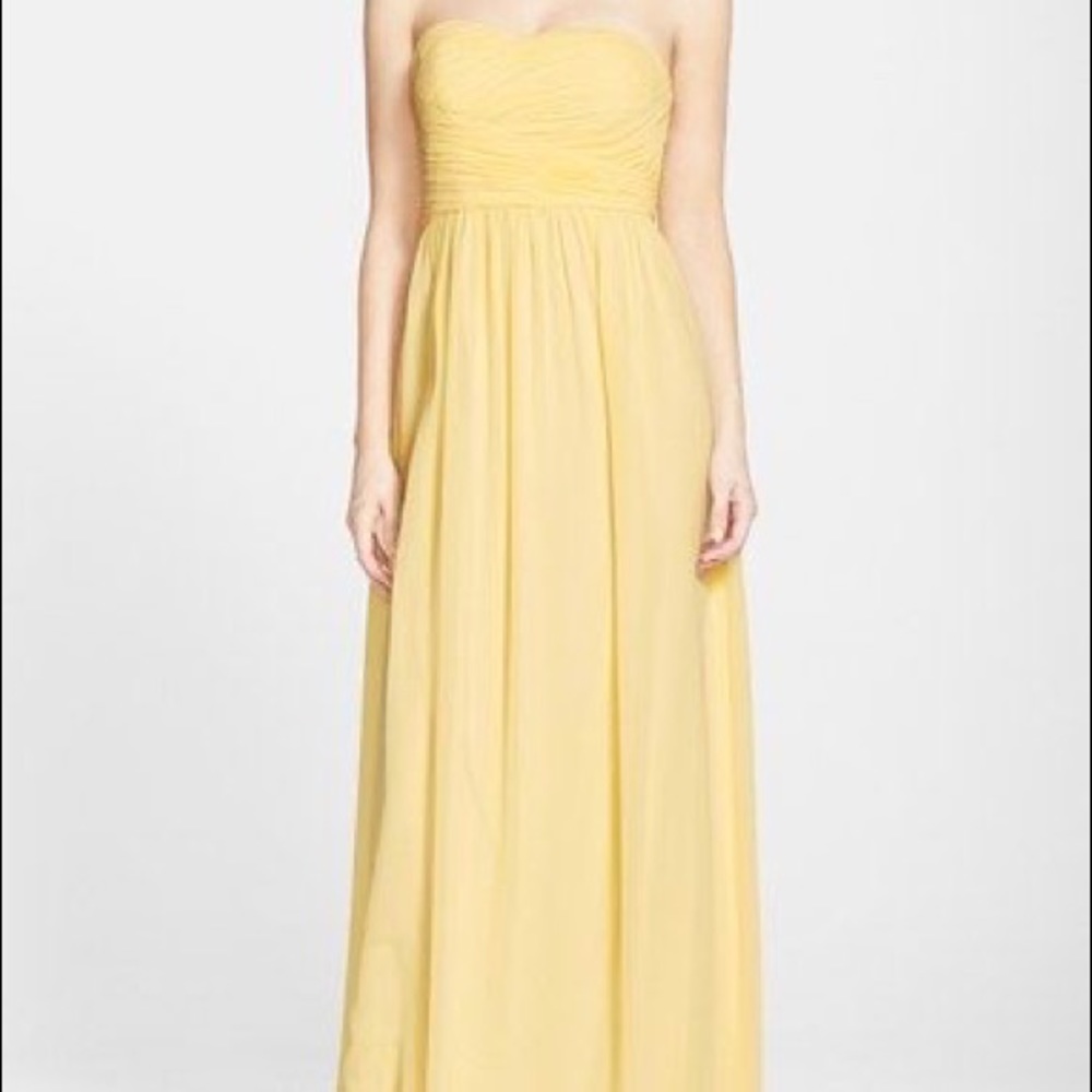 Donna Morgan Stephanie Strapless Chiffon Gown
